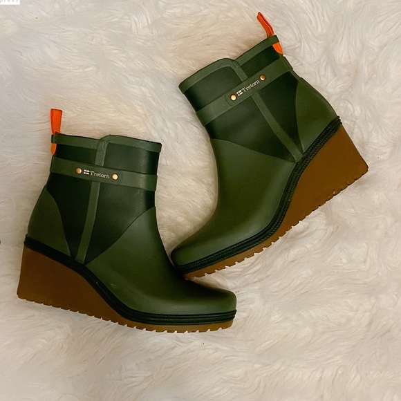 Tretorn Swedish Rain Boots w/ a Wedge Heel - Picture 8 of 10